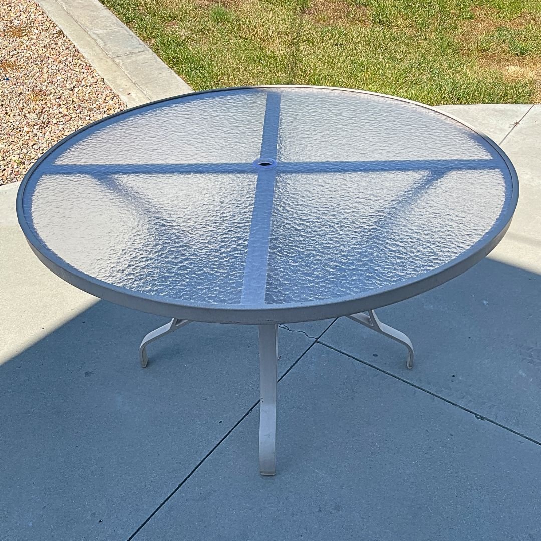 Outdoor table with New acrylic table top including center hole for an umbrella