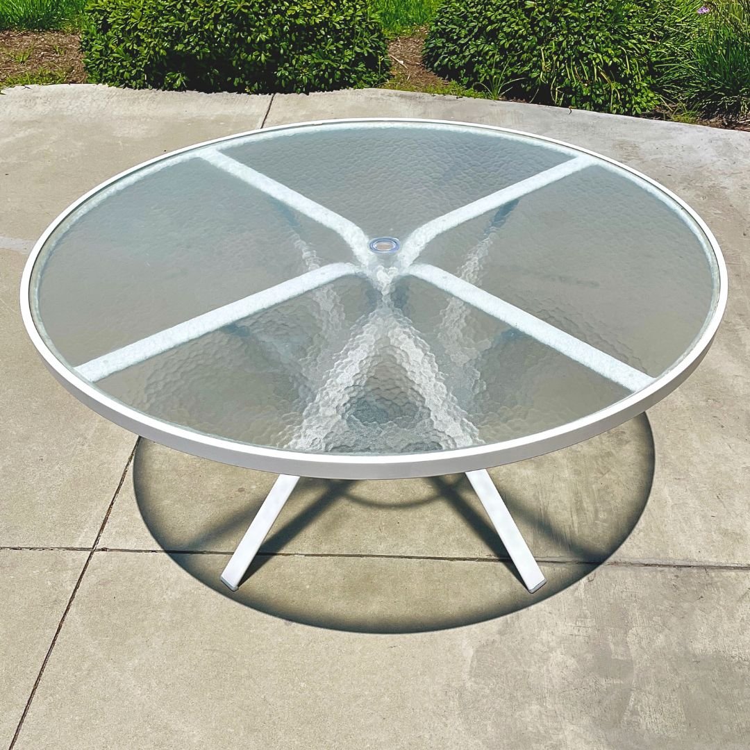 New Acrylic in white outdoor table - Patio Guys