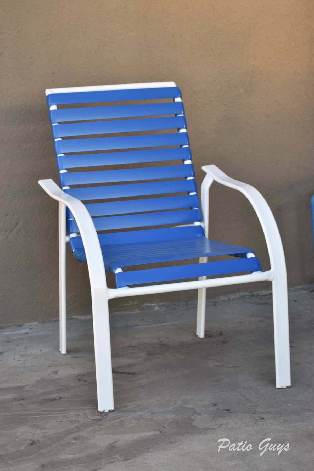 Blue and White Straight Strap Outdoor Chair