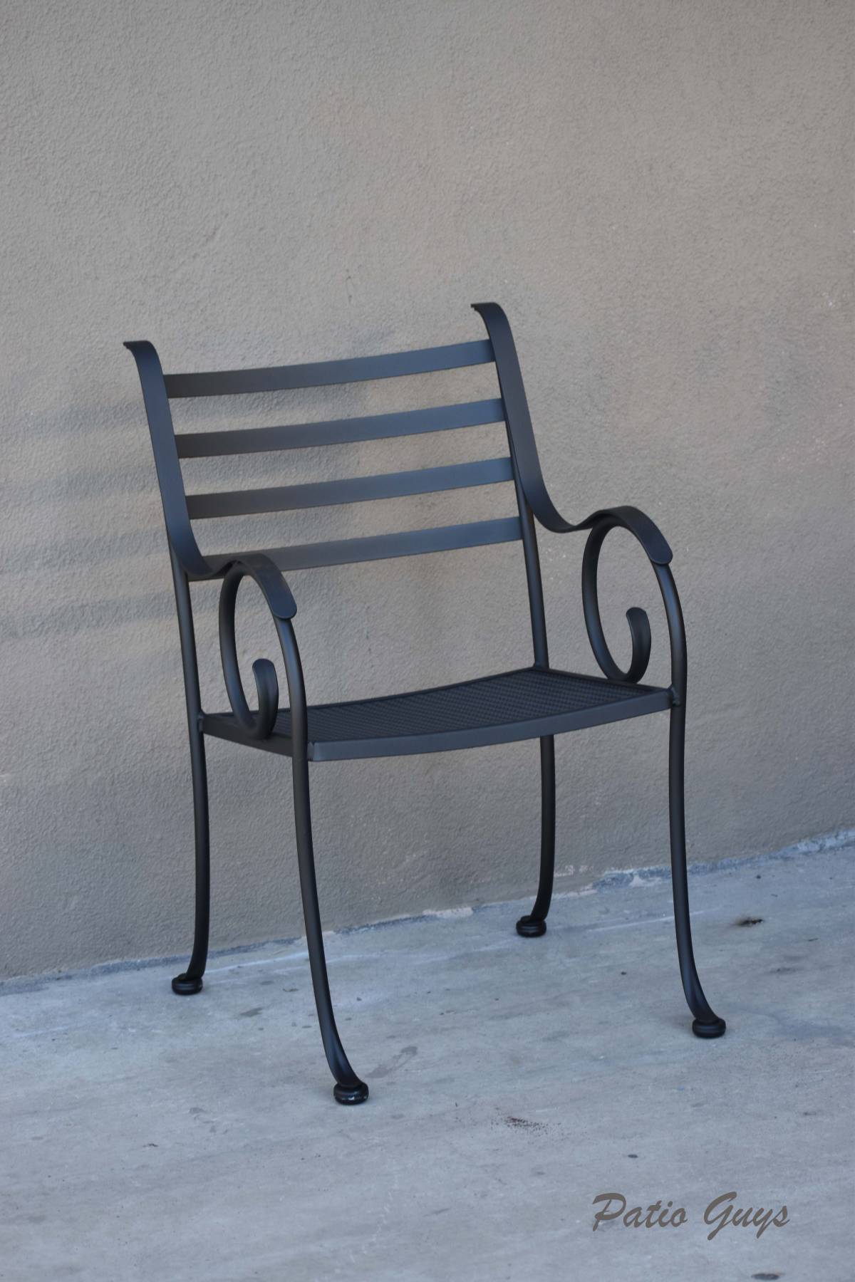 Wrinkle black outdoor chair